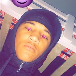 Meet your Posher, Javon